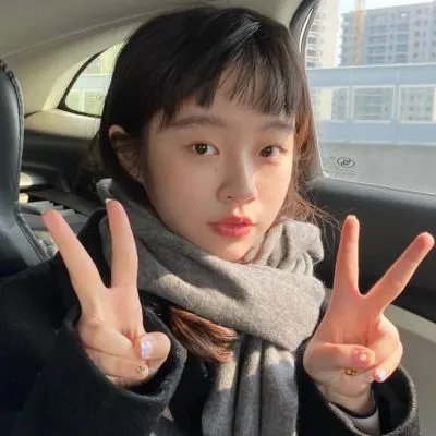 乘着马车高歌